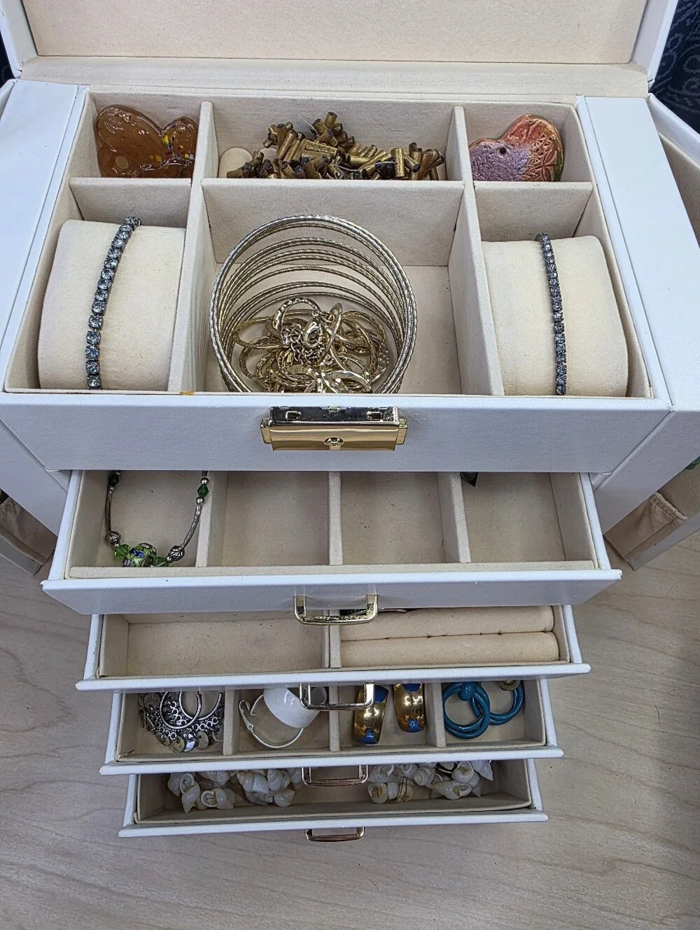 Homde Multi-Tier Faux Leather Jewelry Organizer Box With Costume Jewerly/Craft
